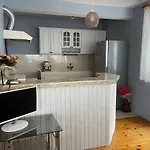 بيت للعطل шишкови *