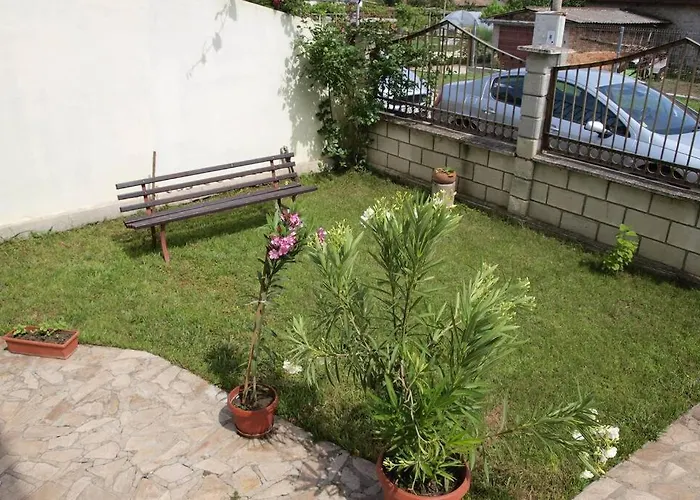 Ваканционна къща шишкови *